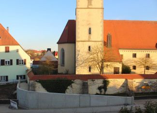 fertige Mauer des barrierefreien Zugangs 